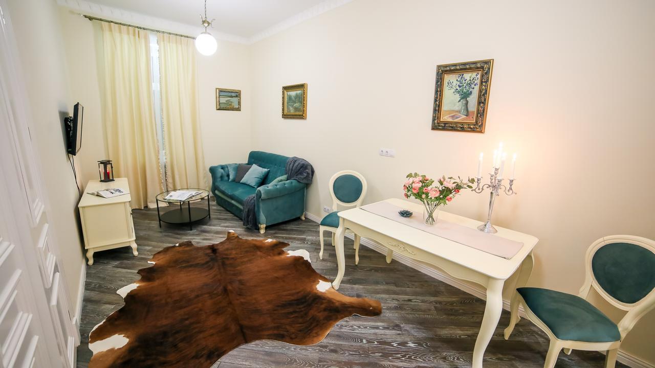 Franco Luxury Apartment Lviv Bagian luar foto