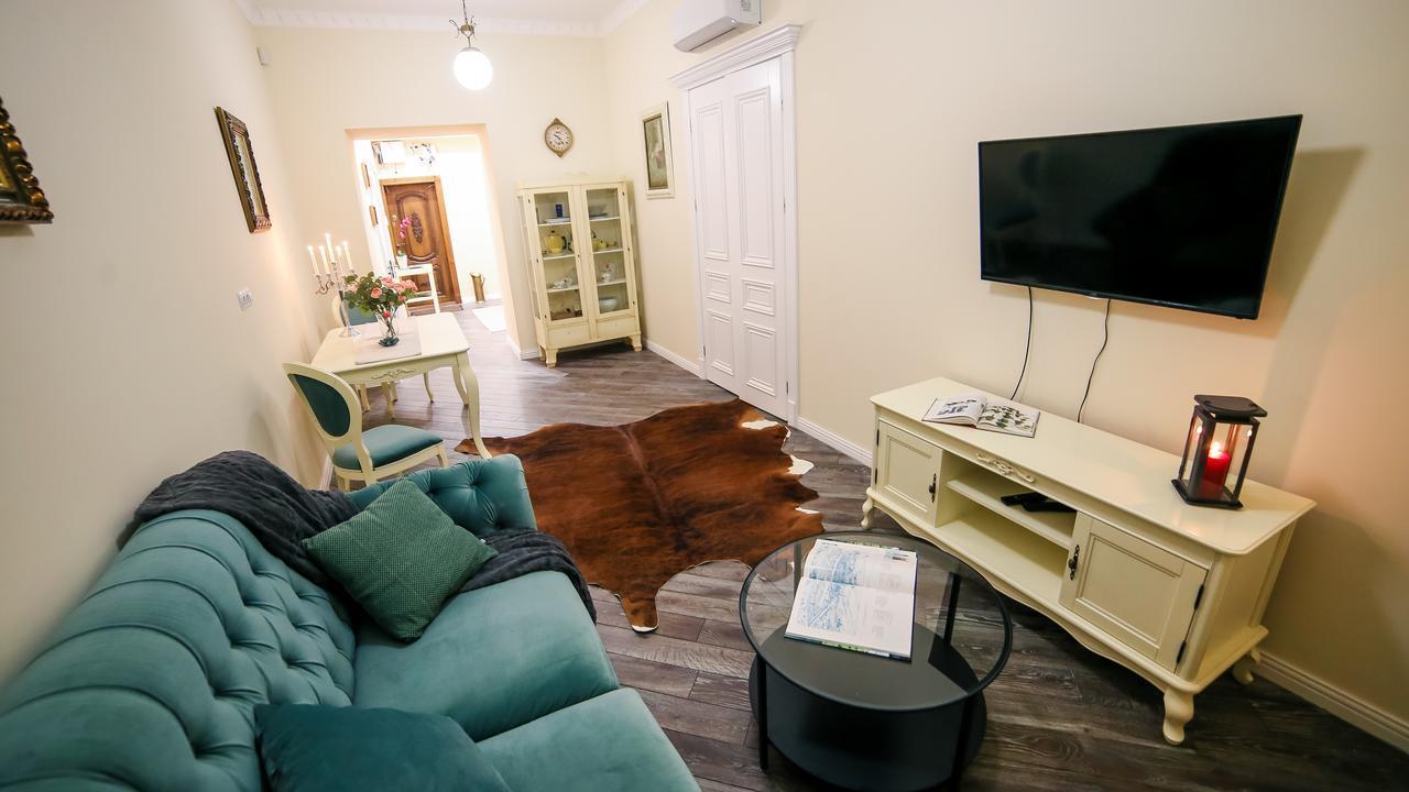Franco Luxury Apartment Lviv Bagian luar foto