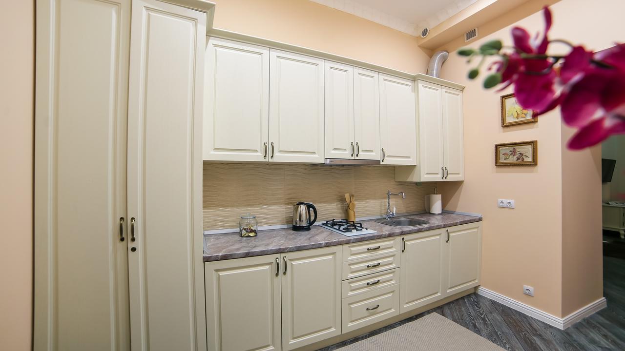 Franco Luxury Apartment Lviv Bagian luar foto